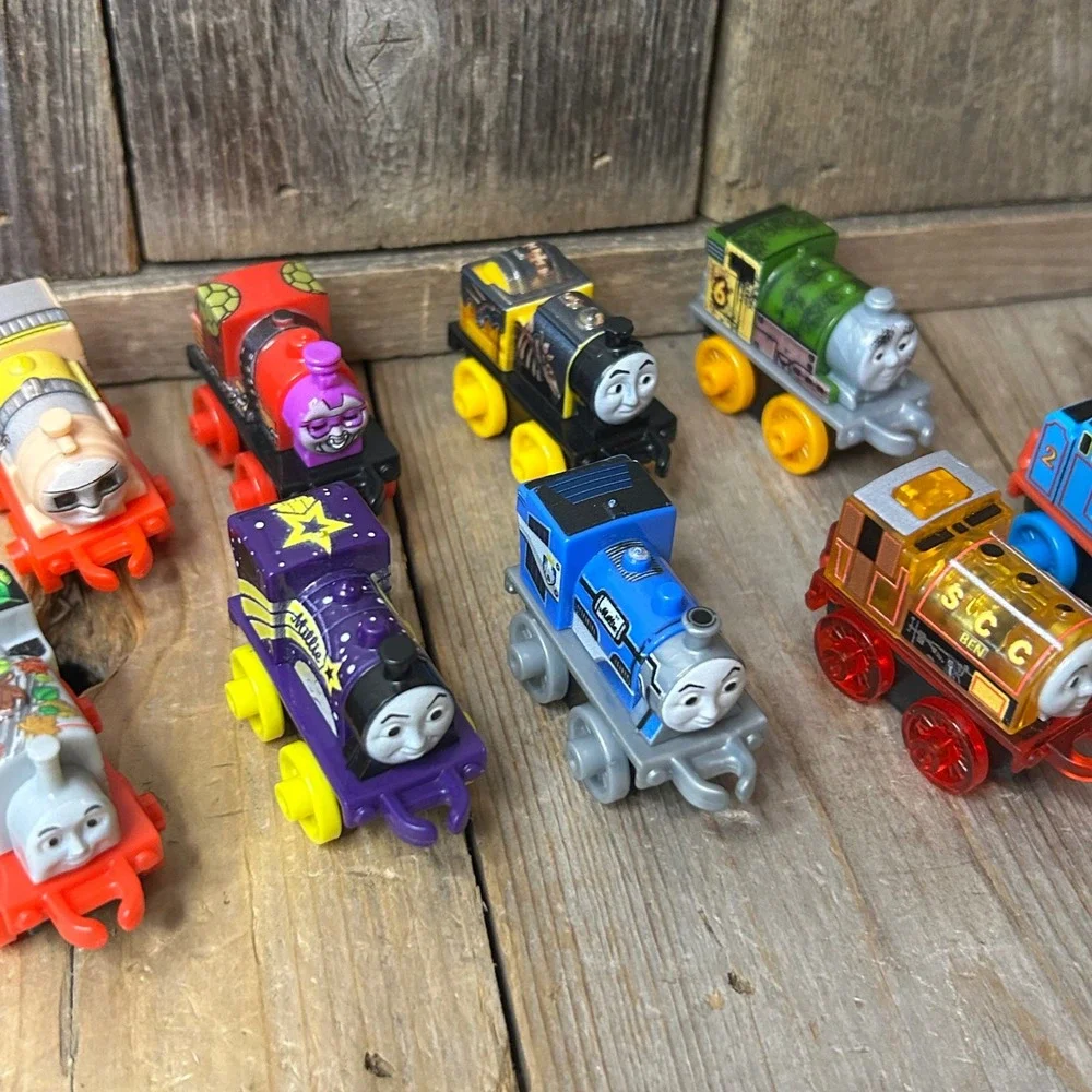 Thomas & Friends Minis 18 Train Engine Lot TMNT SpongeBob Light Up